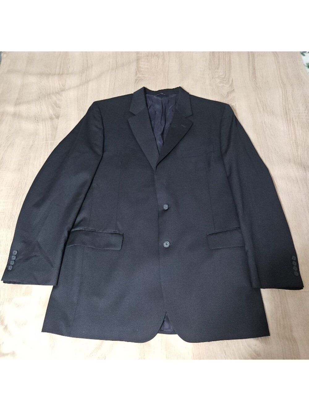 Jos A Banks Mens Size 44L Navy Blue Blazer Travelers Collection 100% Wool